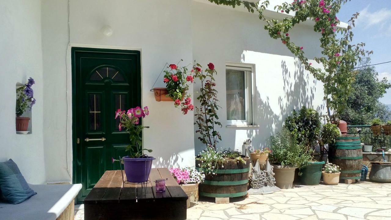 Apartment Village House Liapades