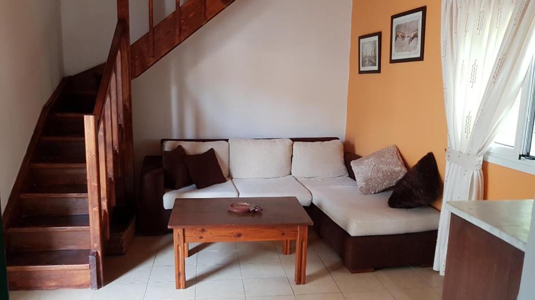 Village House Apartment Liapades